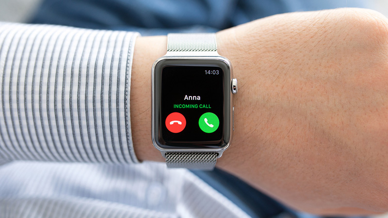 Thực hiện cuộc gọi trên Apple Watch
