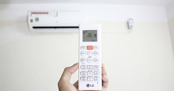 Làm sao để bật/tắt, điều chỉnh nhiệt độ, tốc độ gió thông qua remote điều khiển điều hòa LG?
