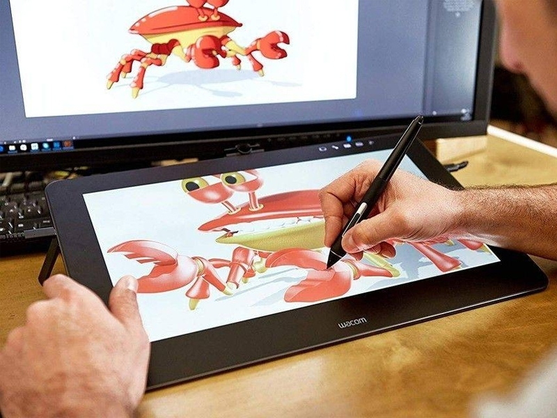 Bạn là một họa sĩ, nhà thiết kế hoặc nghệ sĩ kỹ thuật số? Hãy xem hình ảnh này để khám phá Wacom tablet - một công cụ hữu ích giúp bạn vẽ và đồ họa chuyên nghiệp hơn.