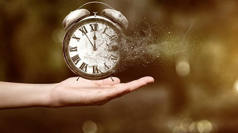 Time cure all pains - Thời gian sẽ làm lành mọi vết thương