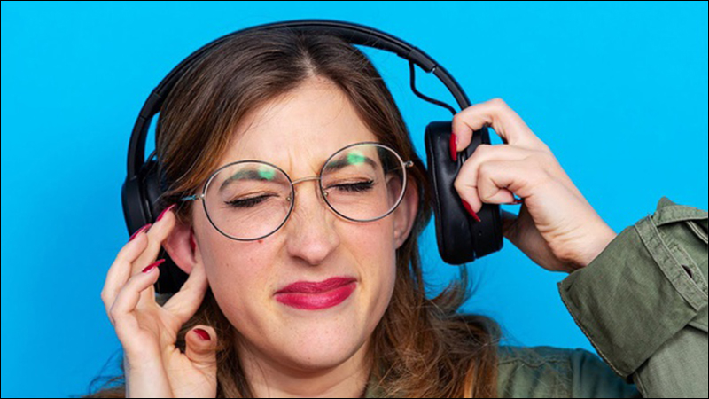 Đeo tai nghe trong thời gian dài làm ảnh hưởng đến tai
