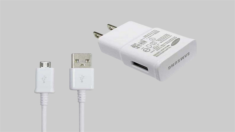 Nên sử dụng sạc chính hãng