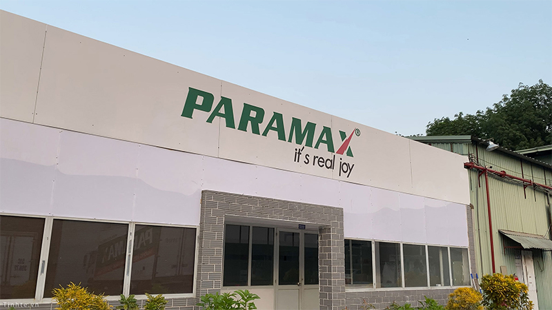 Công ty Paramax