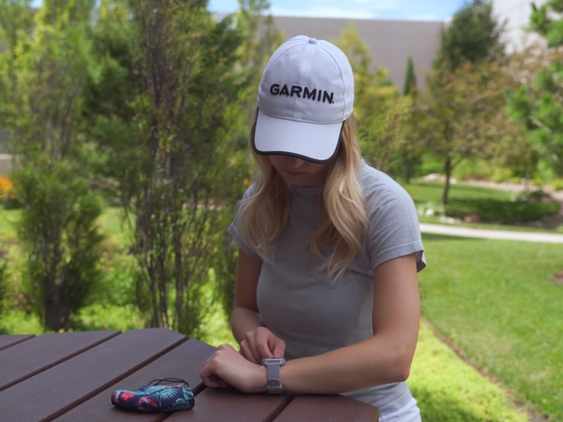 Cách đo nồng độ oxy trong máu (SpO2) trên đồng hồ Garmin đơn giản