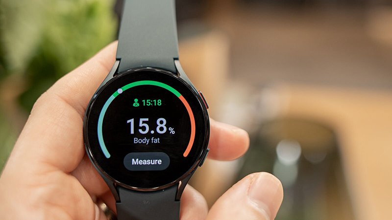 Galaxy Watch4 v&agrave; Watch4 Classic dễ d&agrave;ng đo lường c&aacute;c chỉ số cơ thể của bạn