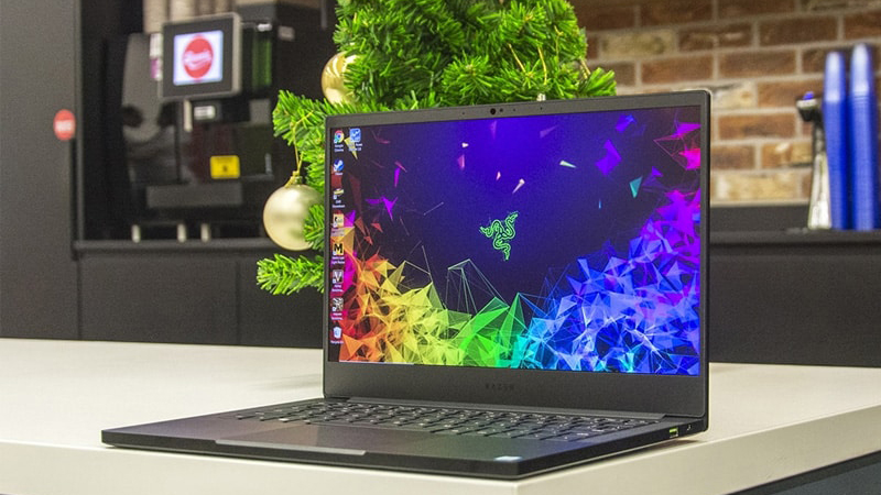 Laptop cần có tối thiểu 8 GB RAM