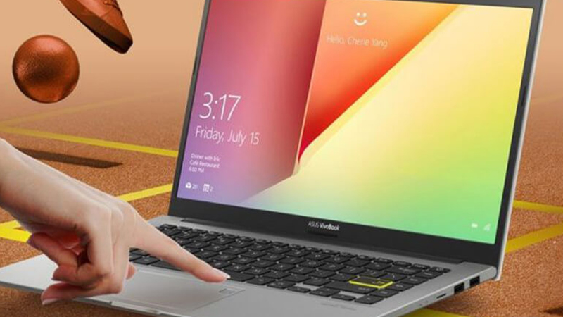 Laptop ASUS có giá cao hơn laptop HP khoảng 10%