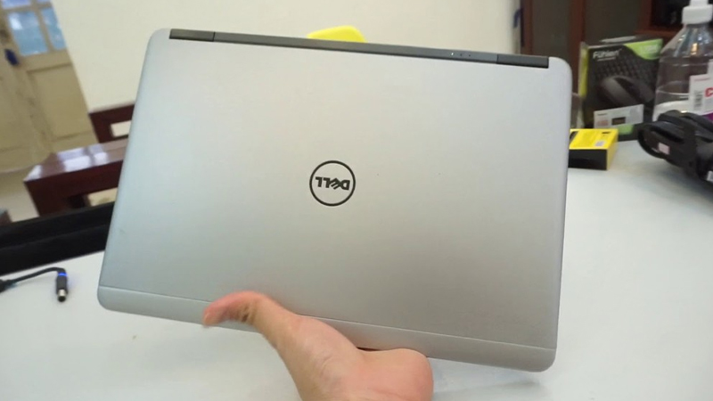 Laptop mini Dell