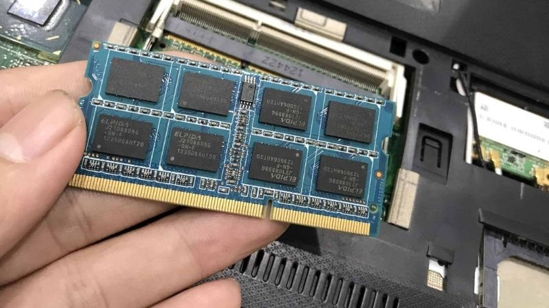 RAM n&ecirc;n tối thiểu 8 GB