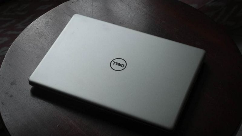 Phần cứng của laptop Dell c&oacute; độ bền cao