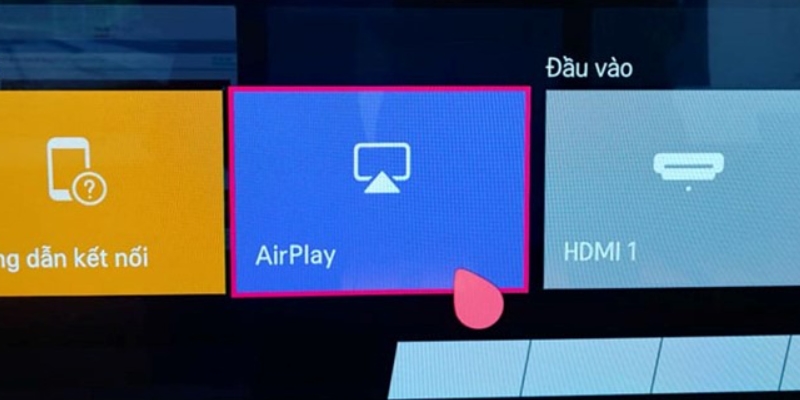 Sử dụng AirPlay hoặc Phản chiếu màn hình để trình chiếu