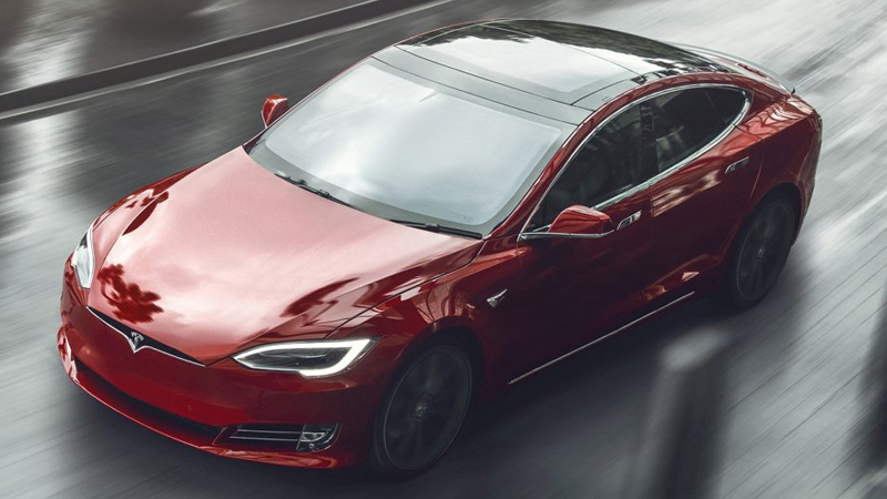  Tesla Model S Plaid có thể đạt vận tốc tối đa là 312km/h