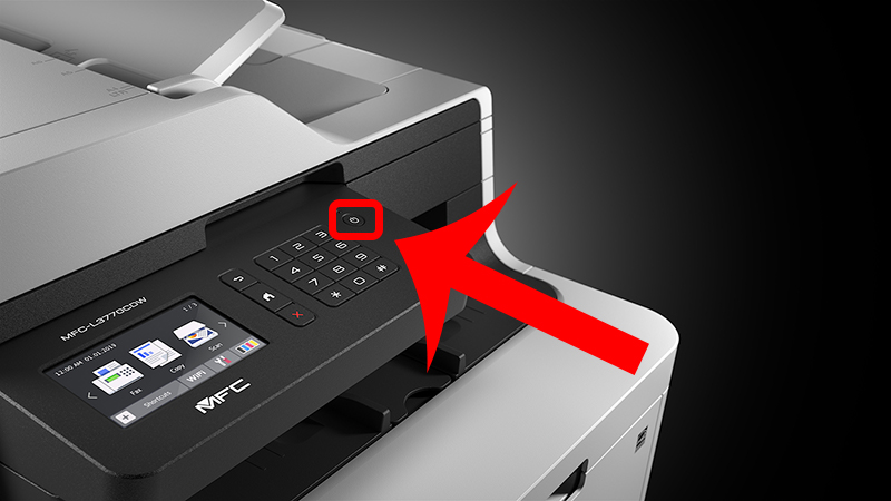 Bấm v&agrave; giữ n&uacute;t nguồn rồi để m&aacute;y bật trong 15 ph&uacute;t