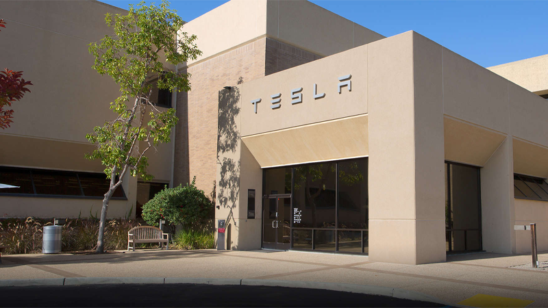 Trụ sở của Tesla tọa lạc tại Palo Alto, California, Hoa Kỳ