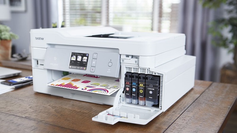 Kiểm tra chất lượng mực trước khi đổ v&agrave;o m&aacute;y in