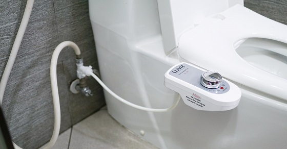 Vòi rửa vệ sinh thông minh là gì? Đặc điểm và những tính năng đặc biệt
