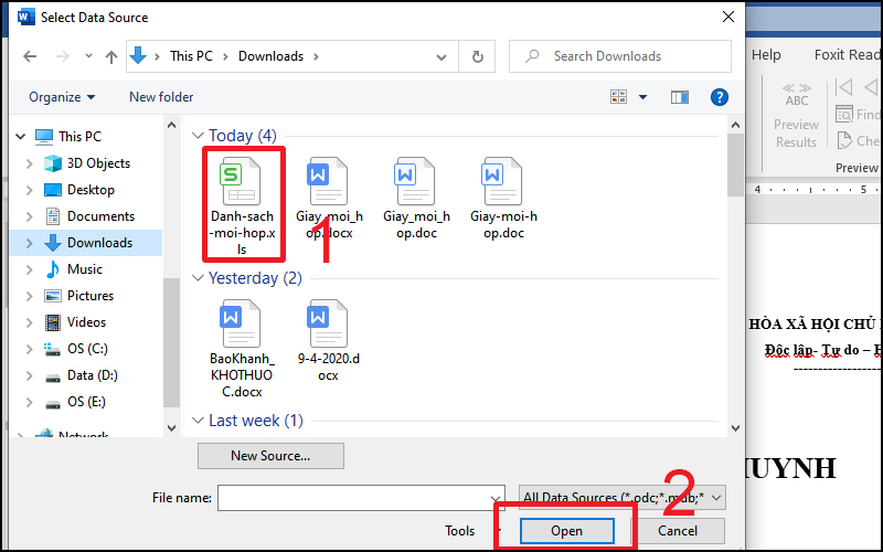 Chọn file danh sách mời họp