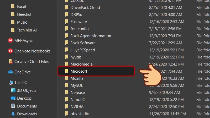 Nhấp vào thư mục Microsoft
