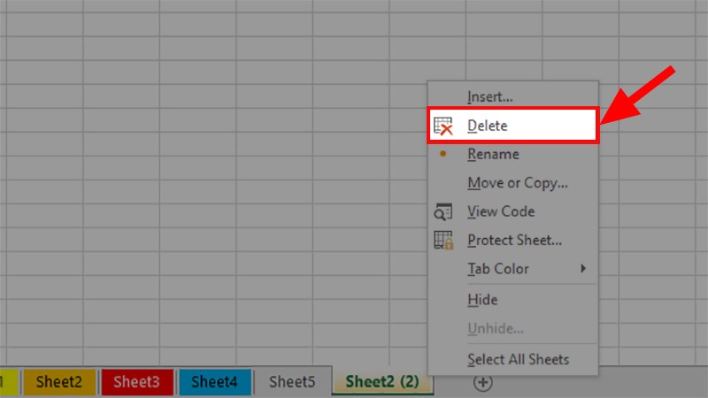 Click chuột phải vào Worksheet muốn xóa > Chọn Delete