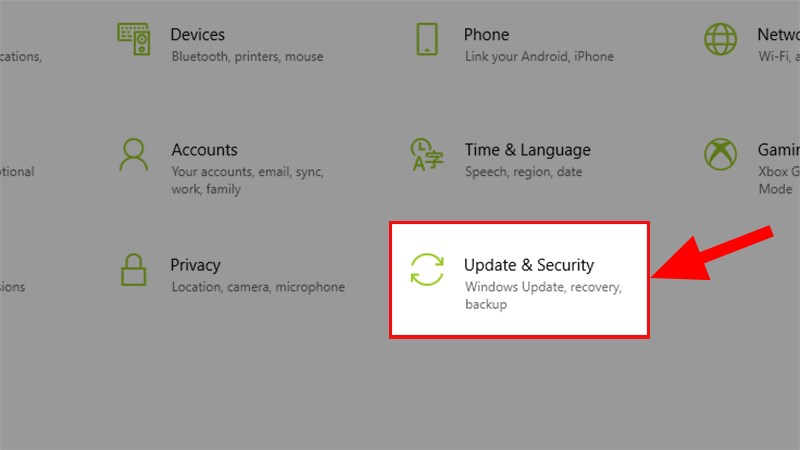 Nhấn vào Update and Security