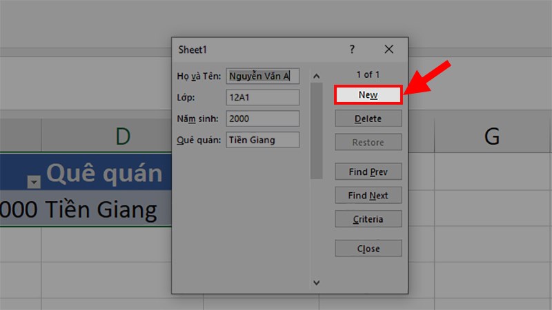 Tô chọn toàn bộ tiêu đề và dòng mới được nhập > Chọn thẻ Tạo Form > Chọn Form” class=”lazy” src=”http://cdn.tgdd.vn/hoi-dap/1392288/huong-dan-cach-tao-form-nhap-du-lieu-trong-excel-cuc-don%20(17).jpg”/></p>
<p>Tô chọn hàng loạt tiêu đề và dòng mới được nhập > Chọn thẻ Tạo Form > Chọn Form</p>
<p><strong>Bước 6:</strong> Nhấn vào<strong> New</strong> để thêm các dữ liệu mới.</p>
<p><img alt=