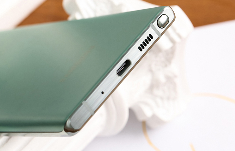 Note 20 sở hữu cho mình viên pin dung lượng lên đến 4300 mAh, có hỗ trợ sạc không dây