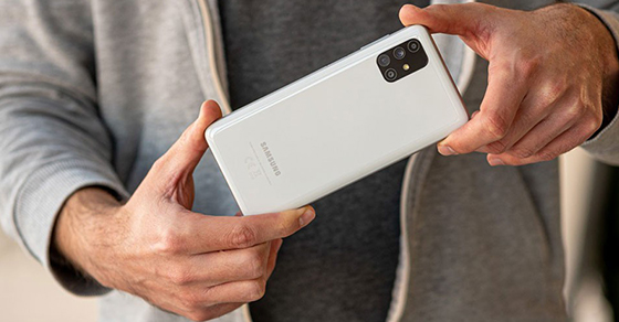 Cấu hình điện thoại Samsung M51, giá bao nhiêu? Có nên mua hay không?