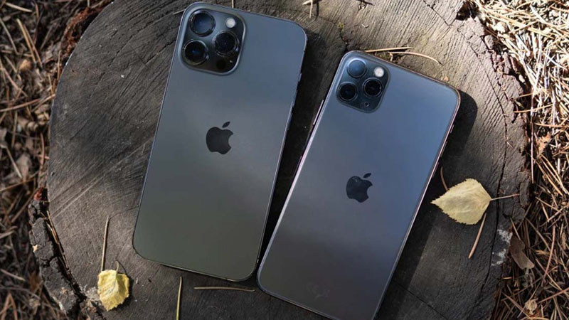 Chưa biết chọn iPhone 13 Pro Max hay iPhone 11 Pro Max? Hãy xem những hình ảnh liên quan để so sánh cả hai sản phẩm và xem nó có những tùy chọn mà bạn mong muốn hay không. Vậy bạn sẽ tìm được một chiếc điện thoại phù hợp với các nhu cầu và gu thẩm mỹ của mình.