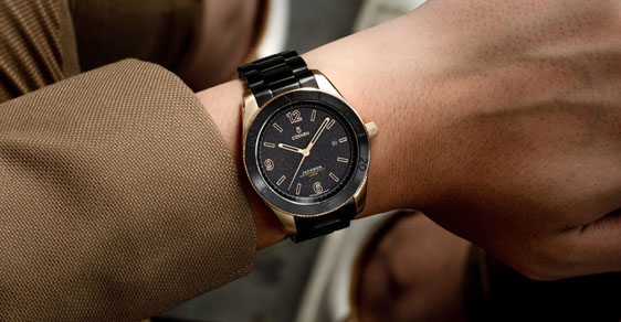 Top 10 mẫu đồng hồ thanh lý nam đáng mua nhất tại Thế Giới Di Động