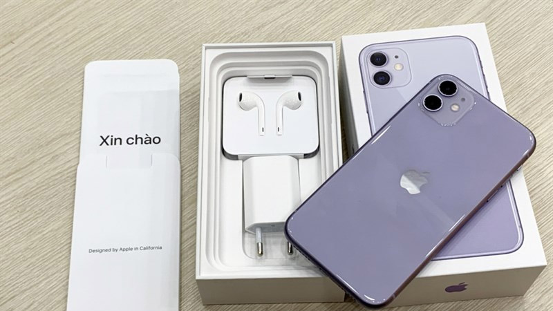 iPhone chính hãng sẽ có sách hướng dẫn bằng tiếng Việt