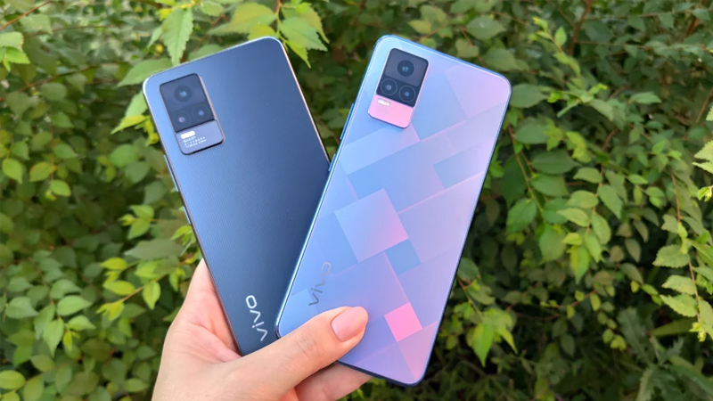 2 phiên bản màu của Vivo V21e
