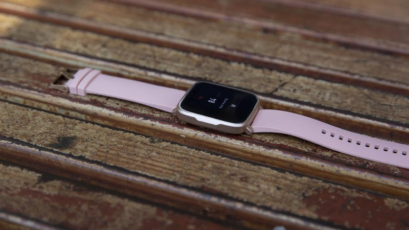 BeU B2 với thiết kế m&agrave;u hồng v&ocirc; c&ugrave;ng xinh xắn