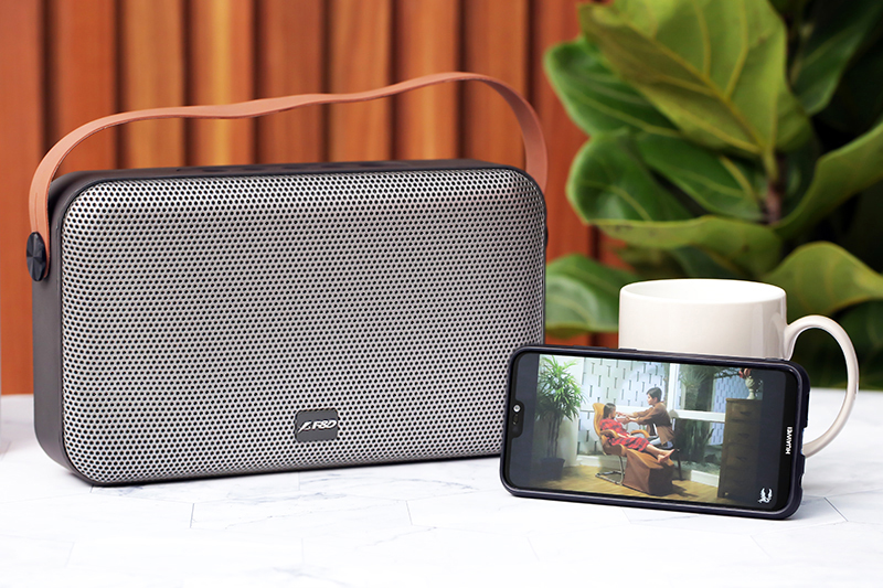 Hình minh họa Loa Bluetooth Fenda W19 Nâu
