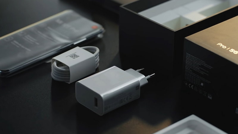 Dung lượng pin lớn tr&ecirc;n Xiaomi 10T Pro sẽ gi&uacute;p bạn k&eacute;o d&agrave;i thời gian sử dụng