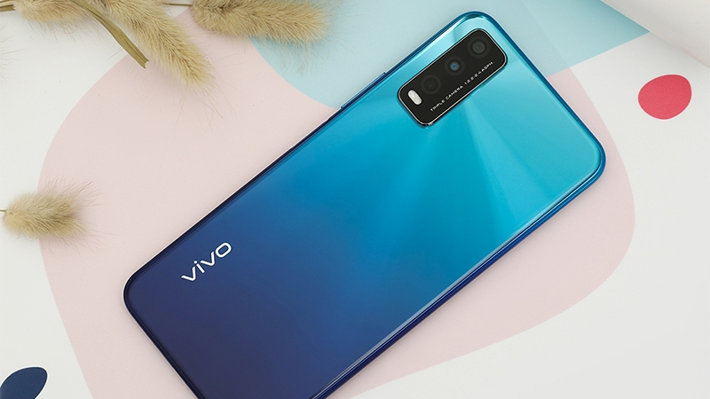 Vivo Y20 v&agrave; Vivo Y20s l&agrave; c&aacute;c sản phẩm thuộc ph&acirc;n kh&uacute;c tầm trung
