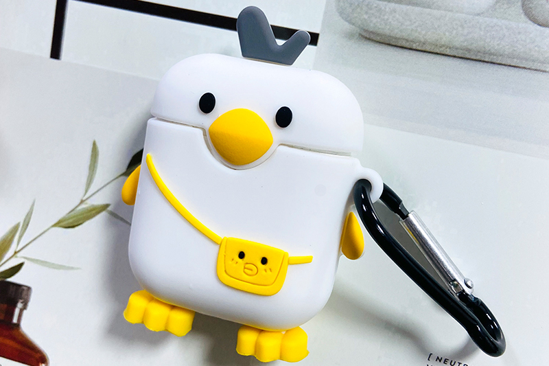 T&uacute;i đựng AirPods 1 & 2 OSMIA Vịt Trắng với thiết kế nhỏ nhắn