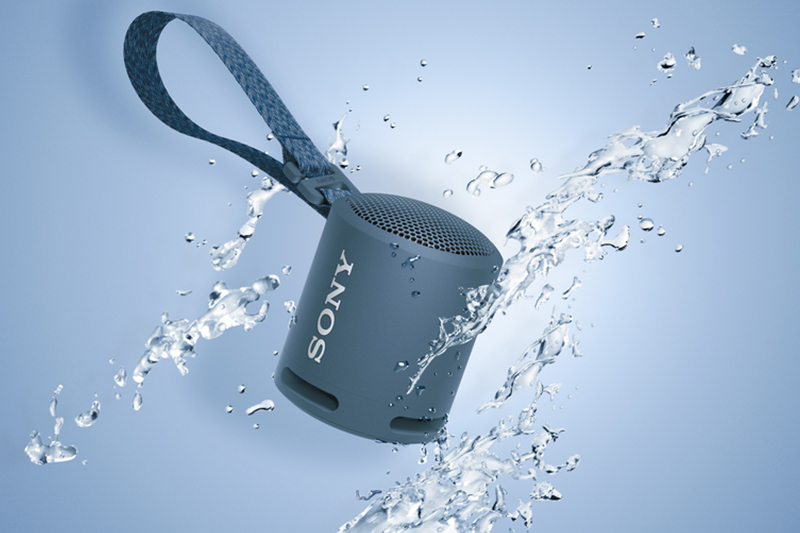 Loa Bluetooth Sony có thiết kế đơn giản, gọn nhẹ