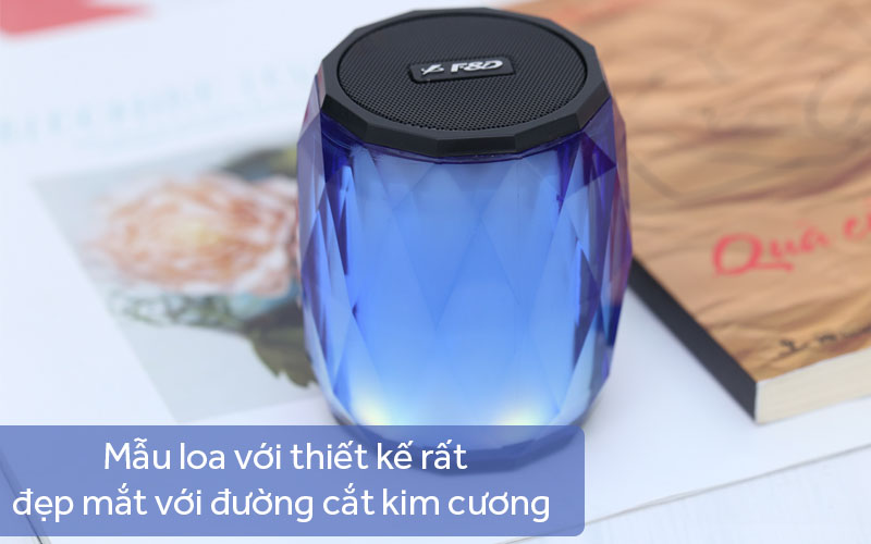 Loa Bluetooth Fenda W8 có thiết kế đẹp mắt