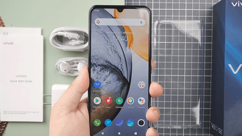 M&agrave;n h&igrave;nh lớn c&ugrave;ng với độ ph&acirc;n giải cao sẽ gi&uacute;p n&acirc;ng cao trải nghiệm sử dụng