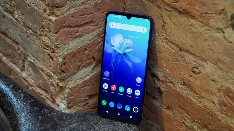 Vivo V20 SE sở hữu cấu h&igrave;nh chip v&agrave; bộ nhớ tốt hơn