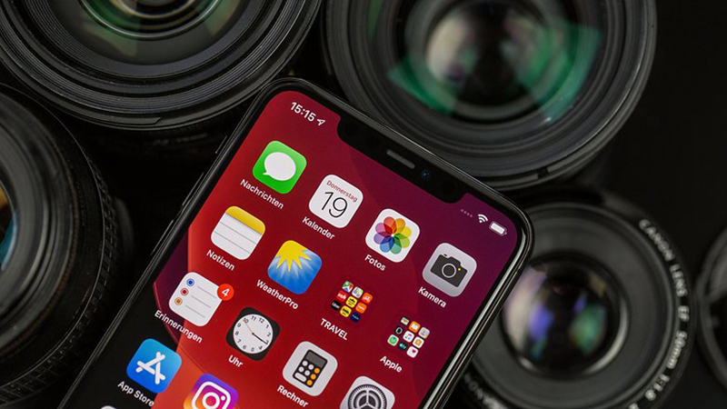 Camera selfie tr&ecirc;n iPhone 11 Pro c&oacute; độ ph&acirc;n giải 12 MP 