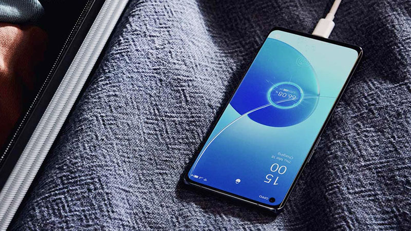 Sạc đầy 100% pin chỉ khoảng v&agrave;i chục ph&uacute;t