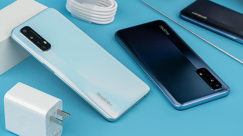 Dung lượng pin lớn trên Realme 8 cho phép người dùng kéo dài thời gian sử dụng