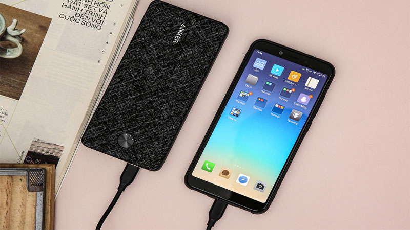  Anker PowerCore Essential A1281 Fabric sở hữu viên pin khủng lên tới 20.000 mAh