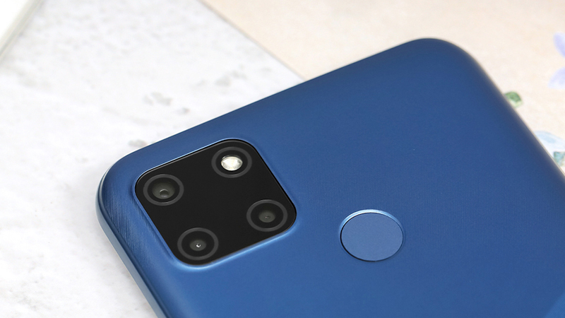 Bộ 3 camera sau chụp đ&ecirc;m ấn tượng