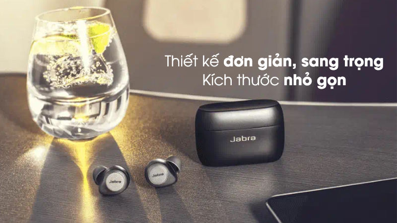 Tai nghe có kích thước nhỏ gọn, thiết kế sang trọng, tinh tế