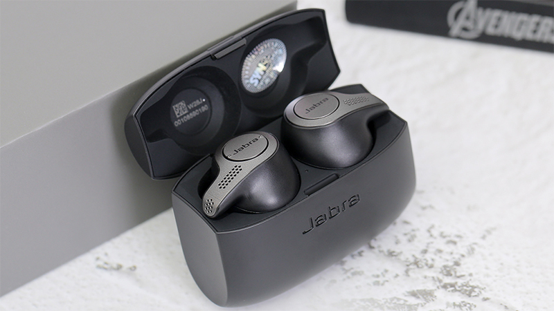 Thiết kế hiện đại, âm thanh chân thực