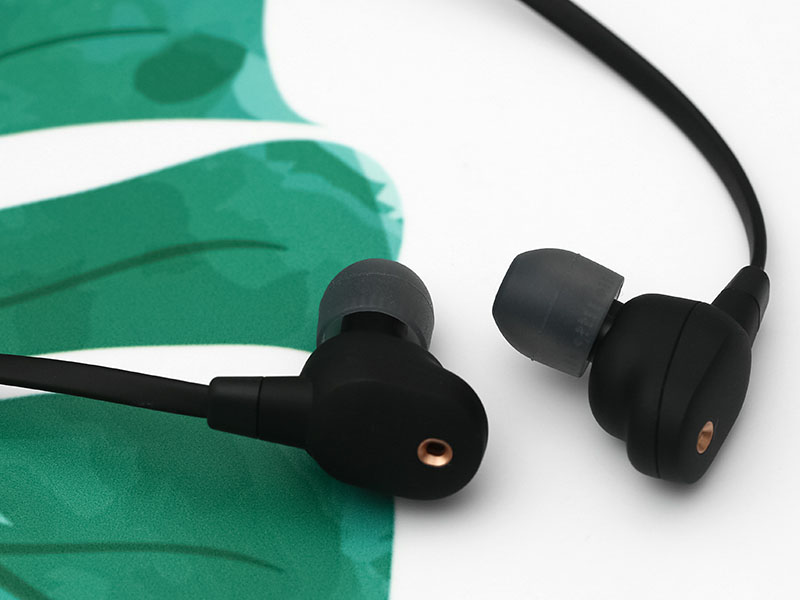 Sony WI-1000XM2 có khả năng chống ồn tốt