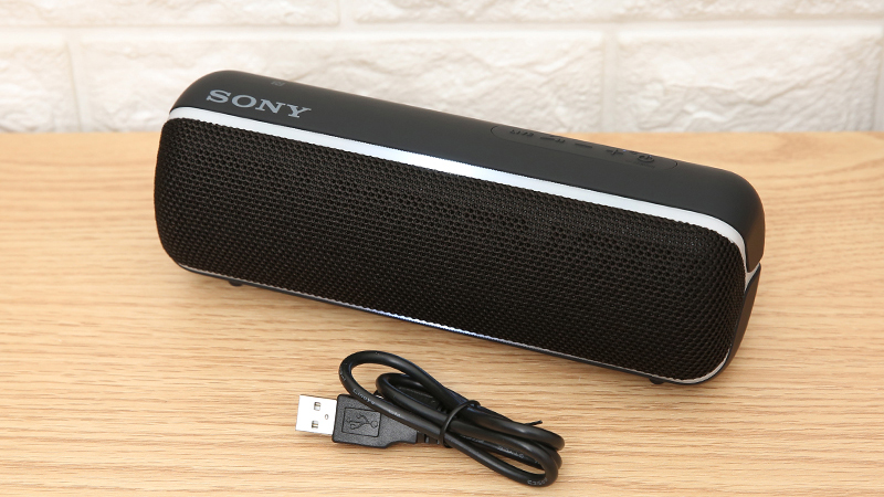 Loa Bluetooth Sony Extra Bass SRS-XB22 màu đen