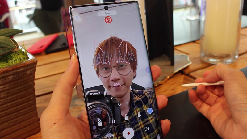 Chức năng tạo h&igrave;nh ảo vui nhộn